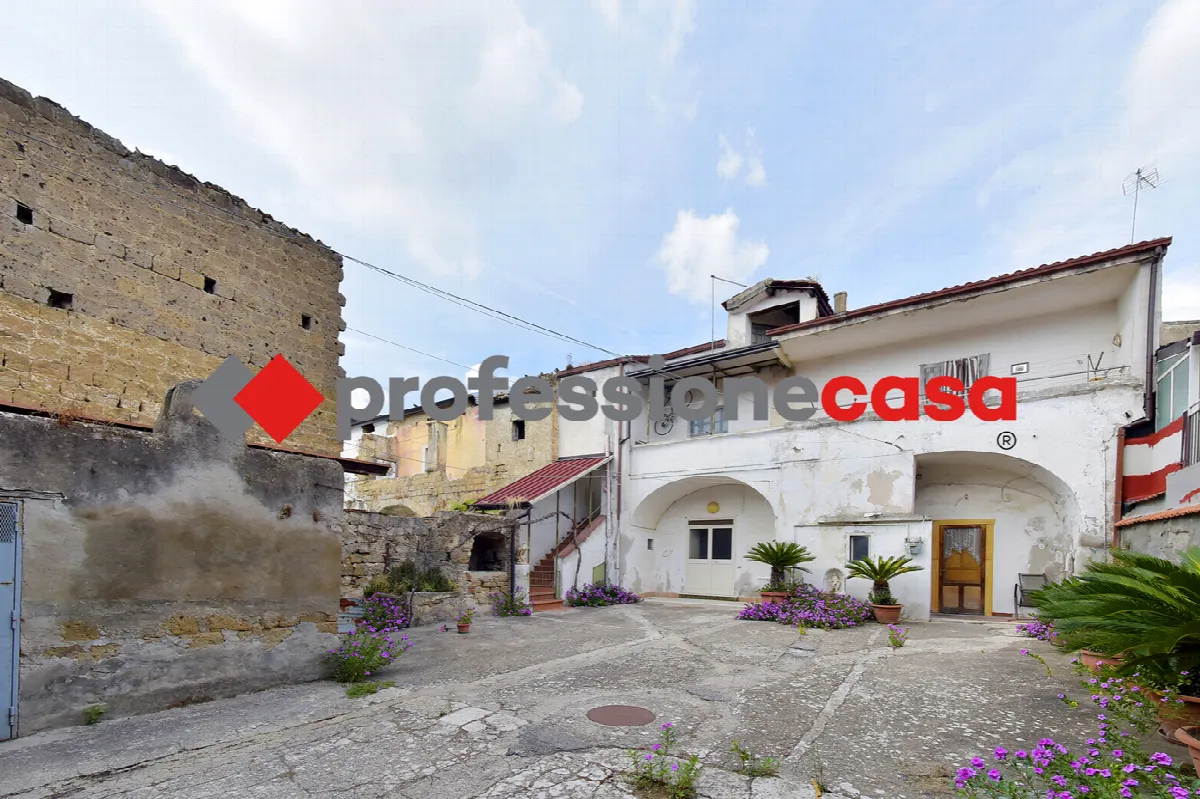 Appartamento in vendita a San Nicola la Strada - foto 4