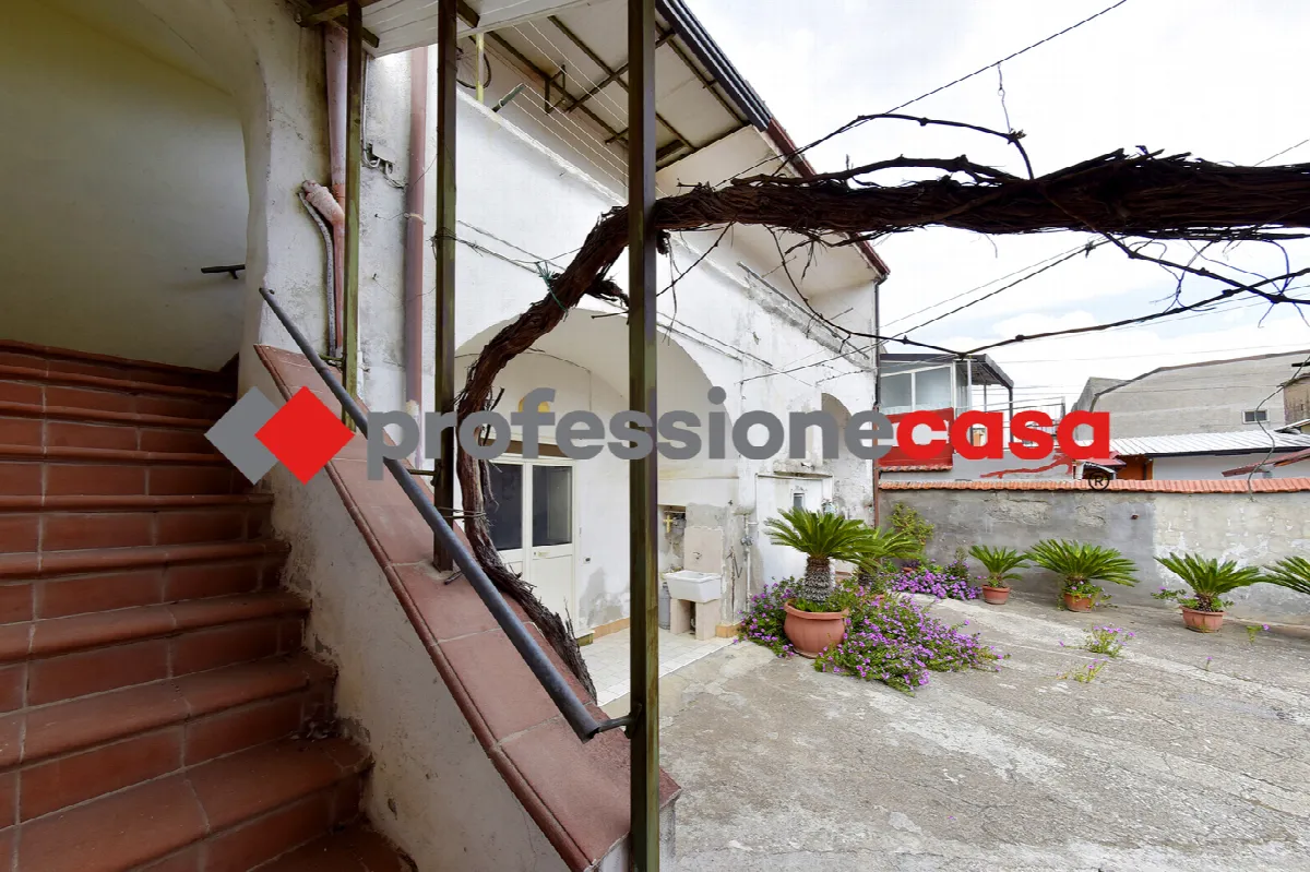 Appartamento in vendita a San Nicola la Strada - foto 7