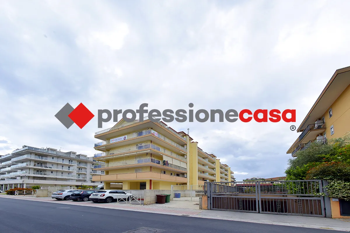 Appartamento in vendita a San Nicola la Strada - foto 4