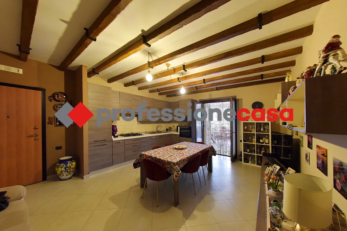 Appartamento in vendita a San Nicola la Strada - foto 5