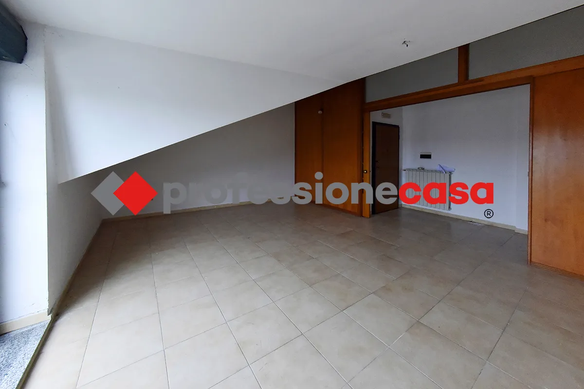 Appartamento in vendita a San Nicola la Strada - foto 8