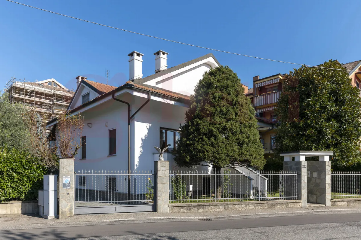 Villa in vendita a San Mauro Torinese - foto 1