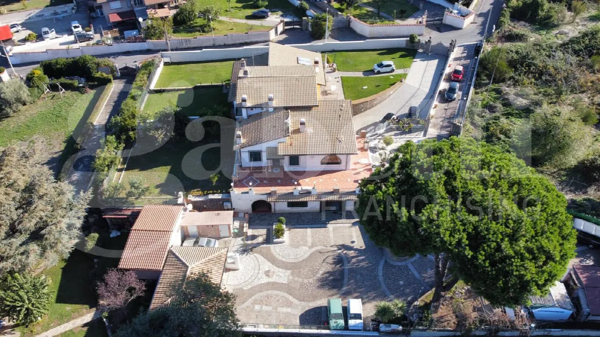 Villetta a schiera in vendita a Marino - foto 8