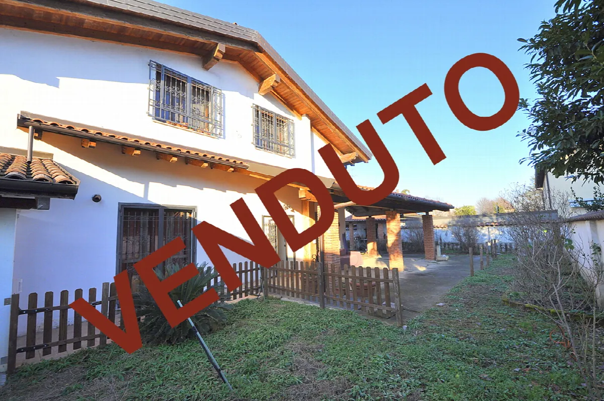 Villetta a schiera in vendita a Inveruno - foto 1