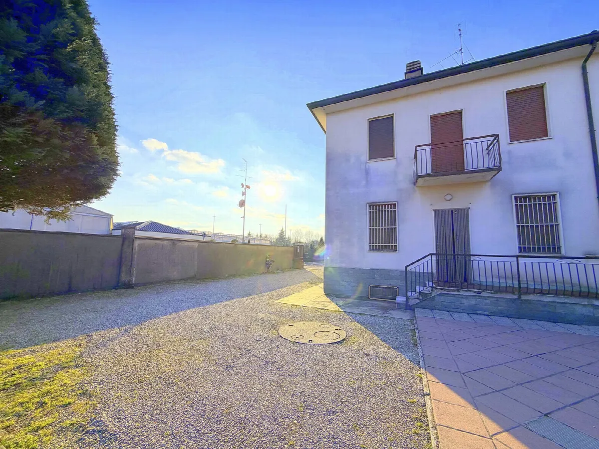 Villetta a schiera in vendita a Inveruno - foto 1