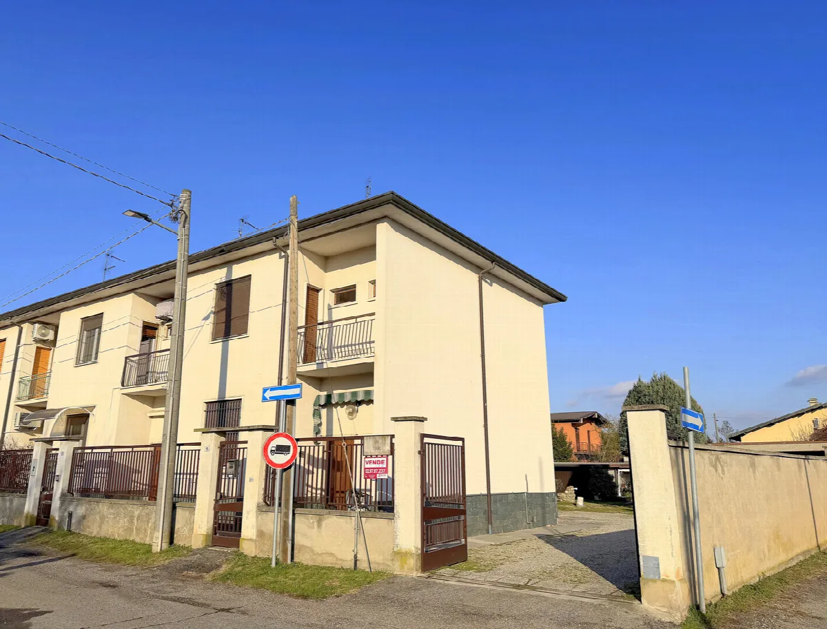 Villetta a schiera in vendita a Inveruno - foto 2