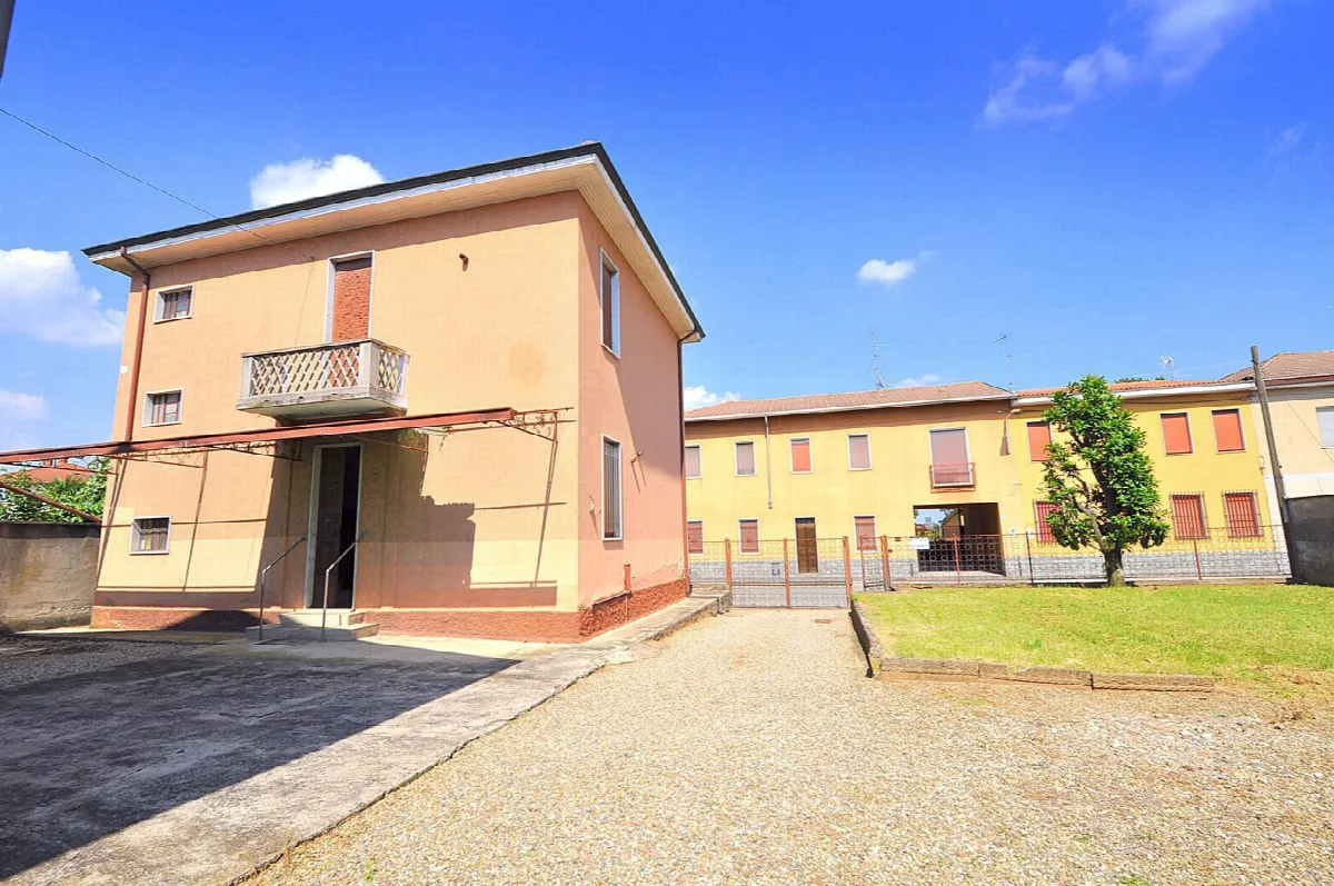 Villetta a schiera in vendita a Inveruno - foto 1