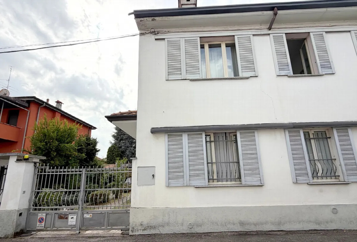 Casa indipendente in vendita a Casorezzo - foto 2