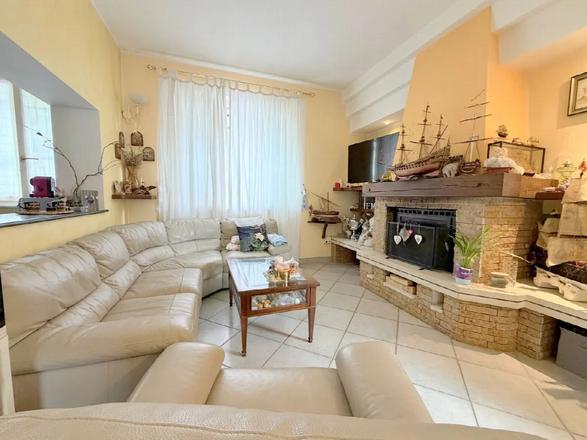 Casa indipendente in vendita a Casorezzo - foto 5