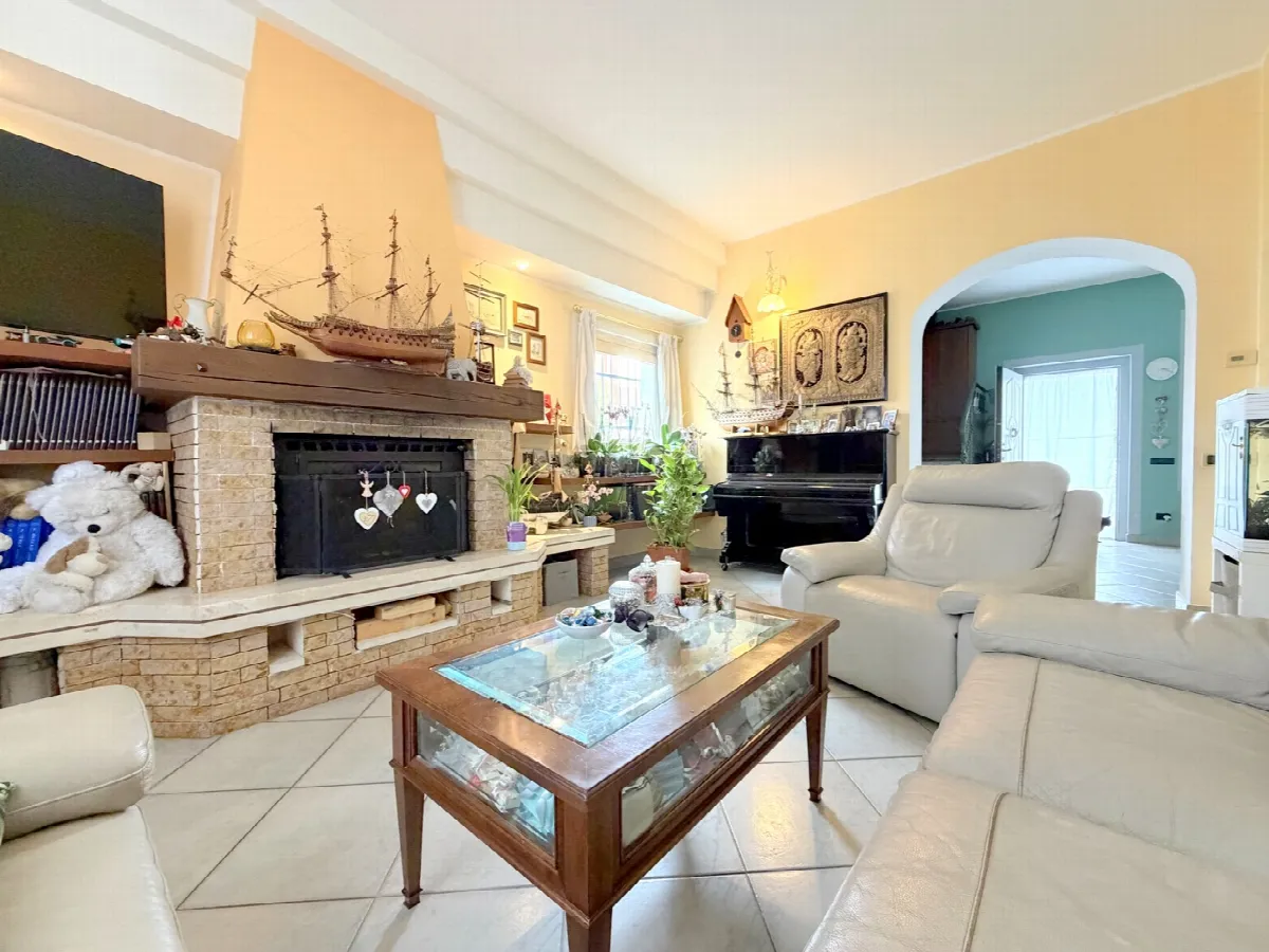 Casa indipendente in vendita a Casorezzo - foto 6