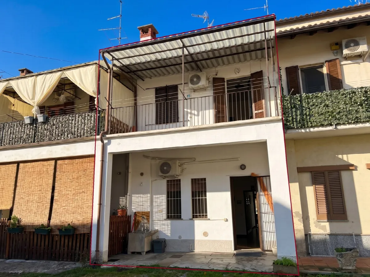 Casa indipendente in vendita a Inveruno - foto 1