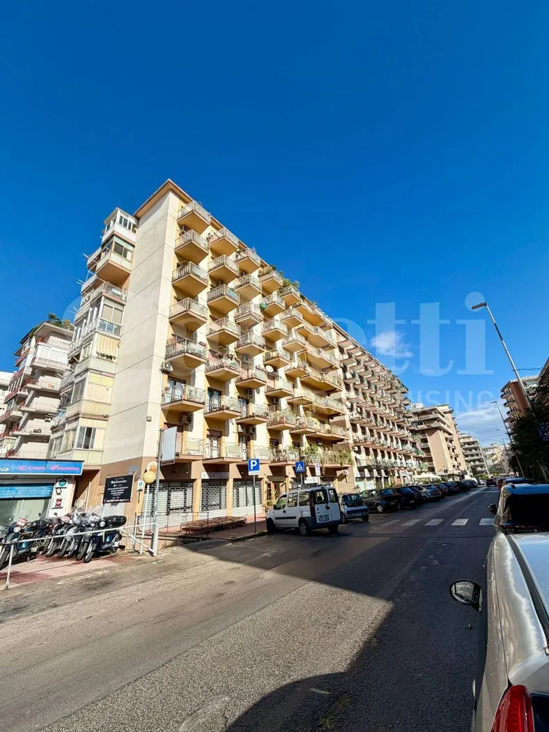 Appartamento in vendita a Palermo - foto 1