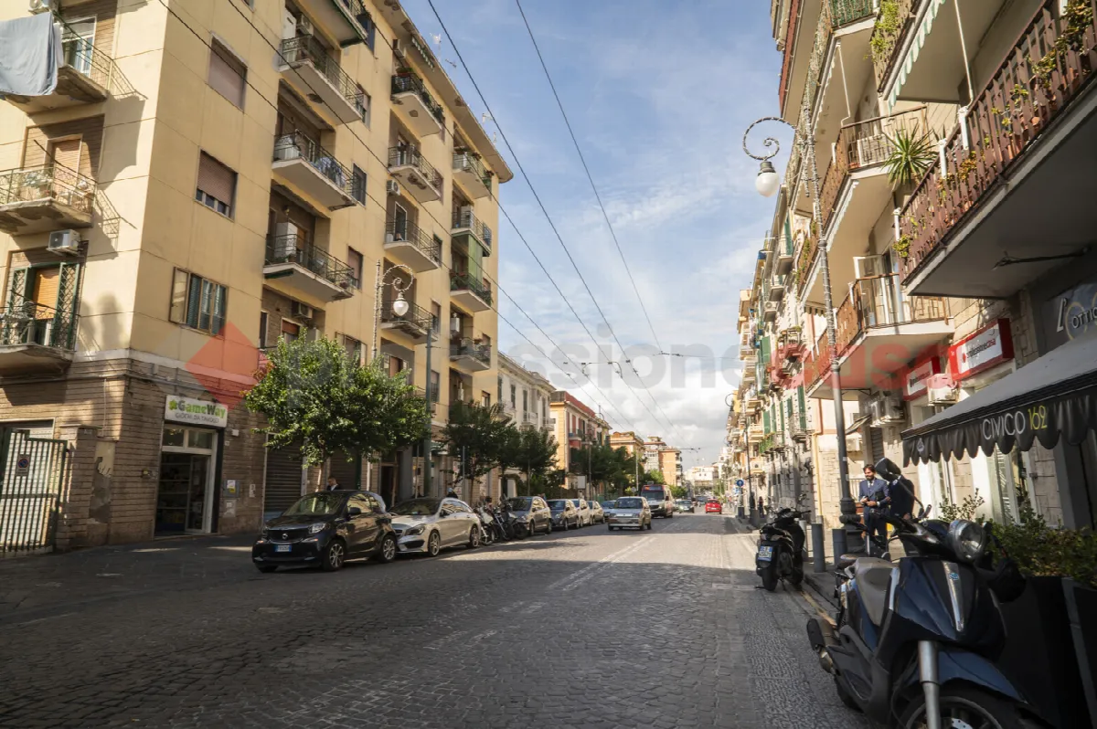 Ufficio in vendita a Portici - foto 1