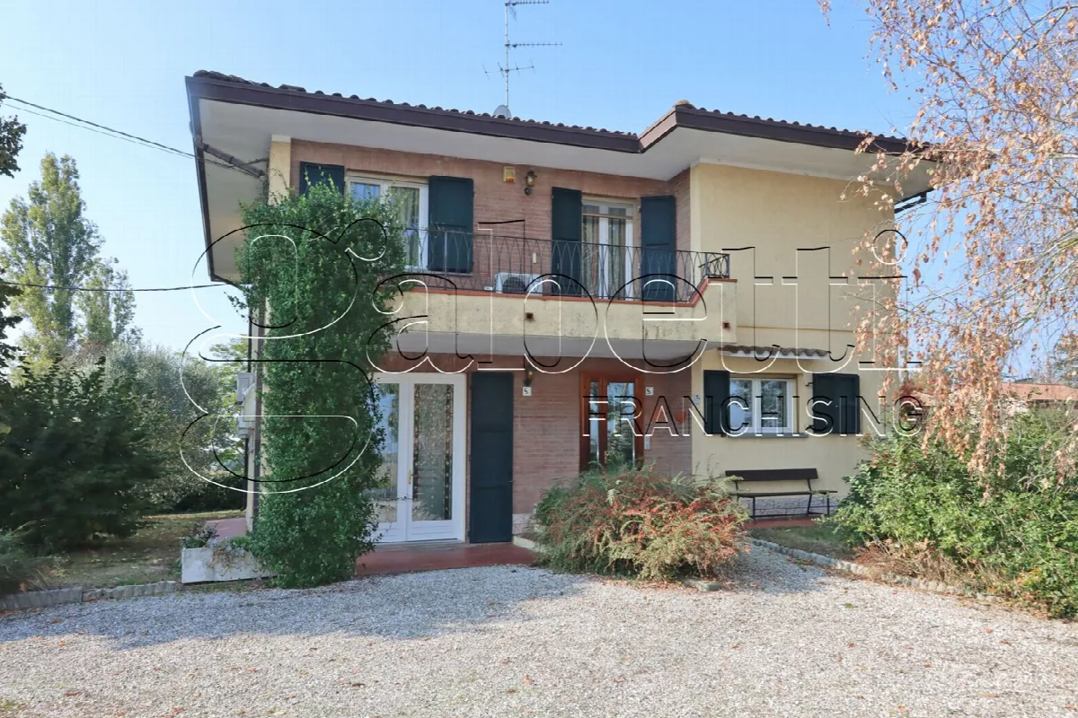 Casa indipendente in vendita a Ostellato - foto 1