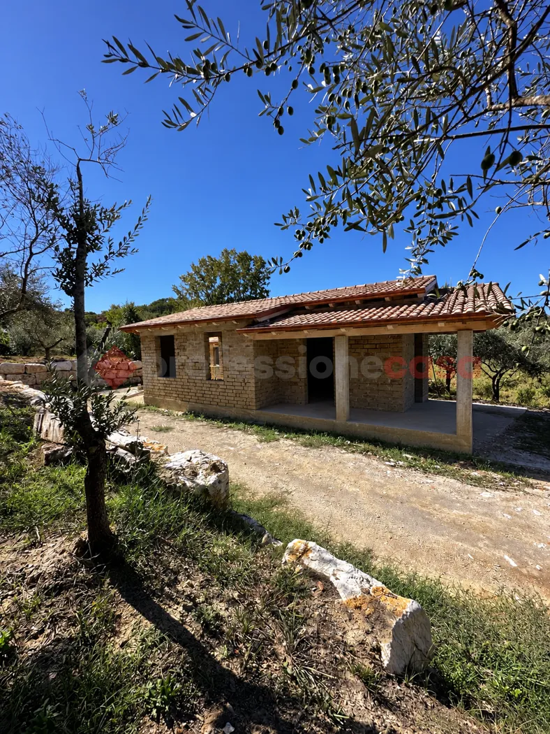 Rustico in vendita a Minturno - foto 1