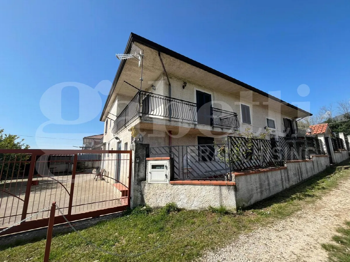Casa indipendente in vendita a Piedimonte Matese - foto 2