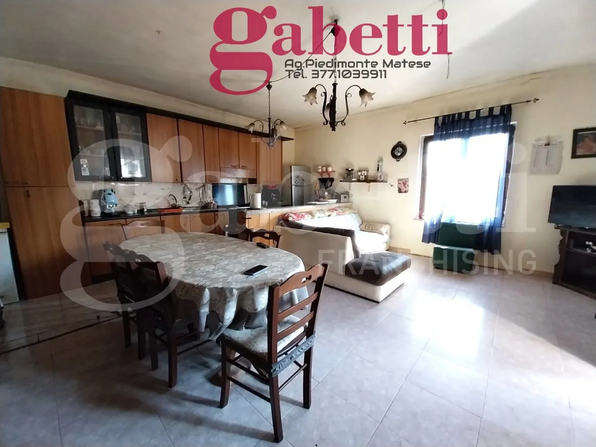 Casa indipendente in vendita a Baia e Latina - foto 4