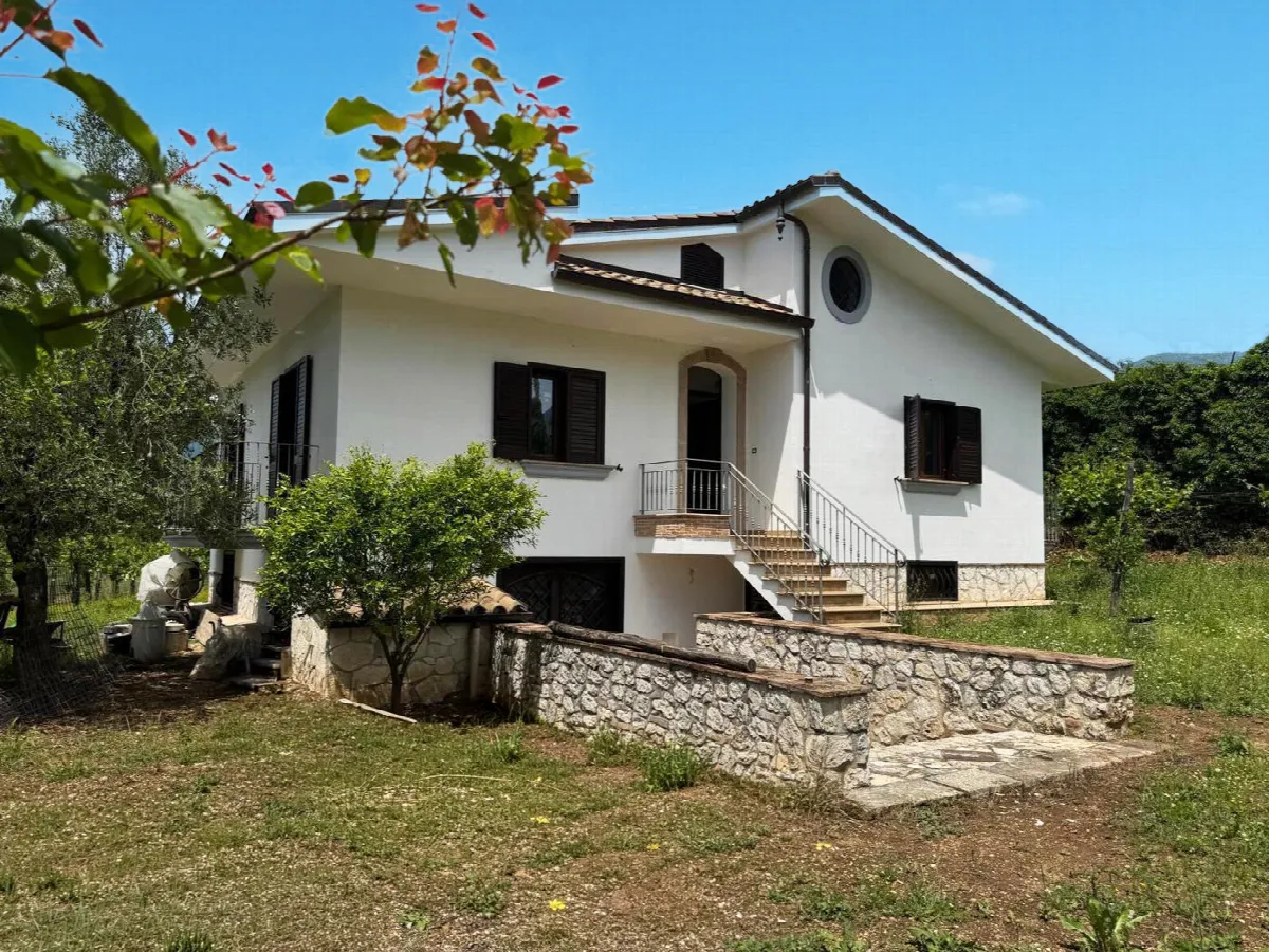 Villa in vendita a San Potito Sannitico - foto 1