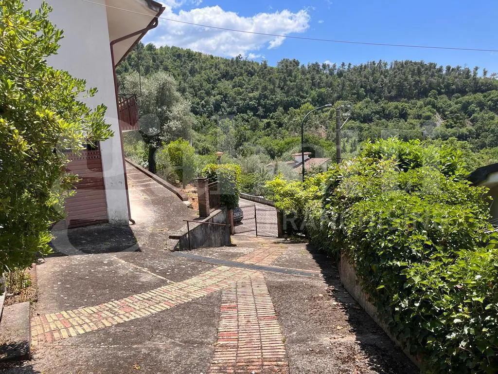 Casa indipendente in vendita a Raviscanina - foto 3