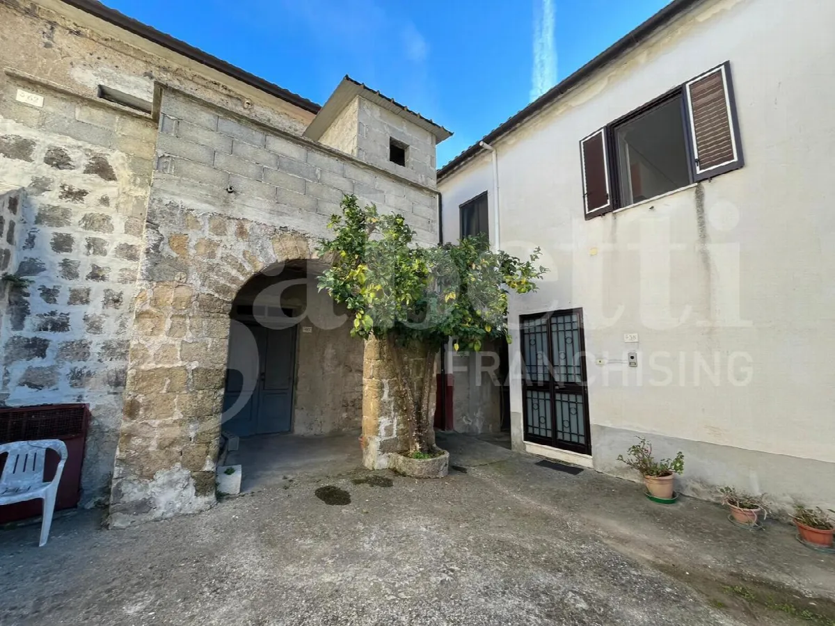 Casa indipendente in vendita a Alvignano - foto 1