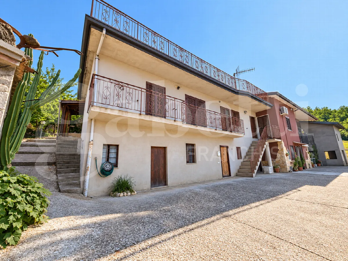 Casa indipendente in vendita a Gioia Sannitica - foto 1