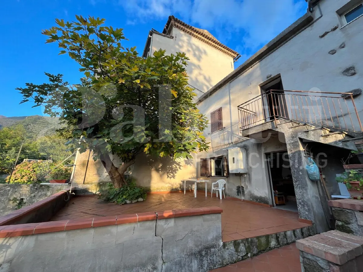Casa indipendente in vendita a Piedimonte Matese - foto 1