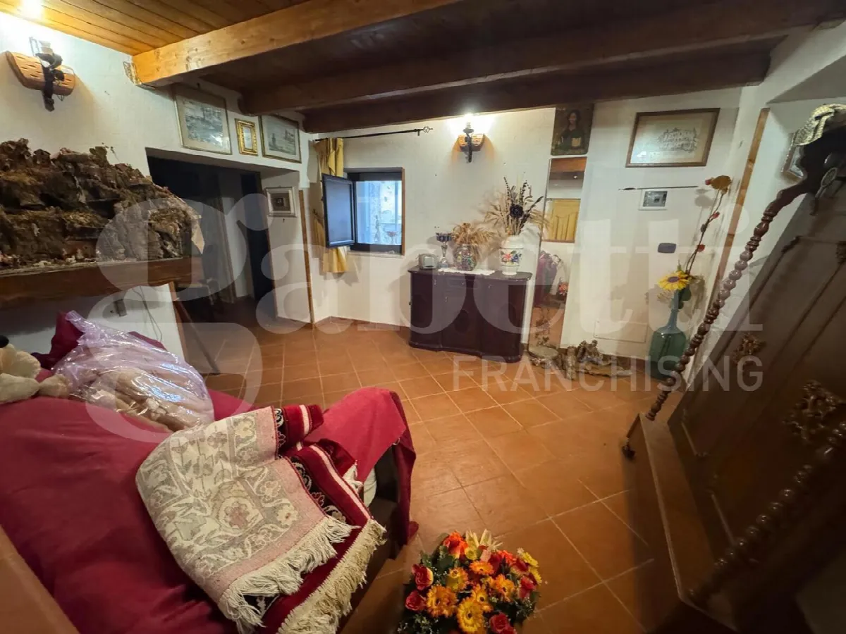 Casa indipendente in vendita a Pratella - foto 6