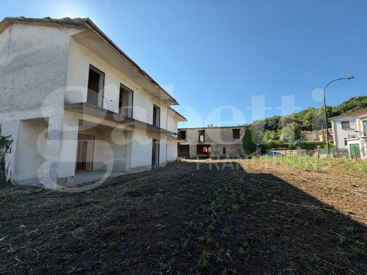 Casa indipendente in vendita a Dragoni - foto 3