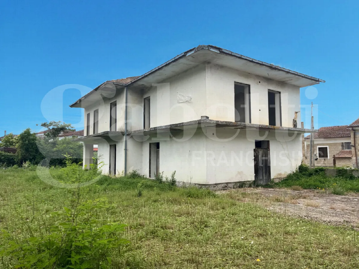 Casa indipendente in vendita a Dragoni - foto 6