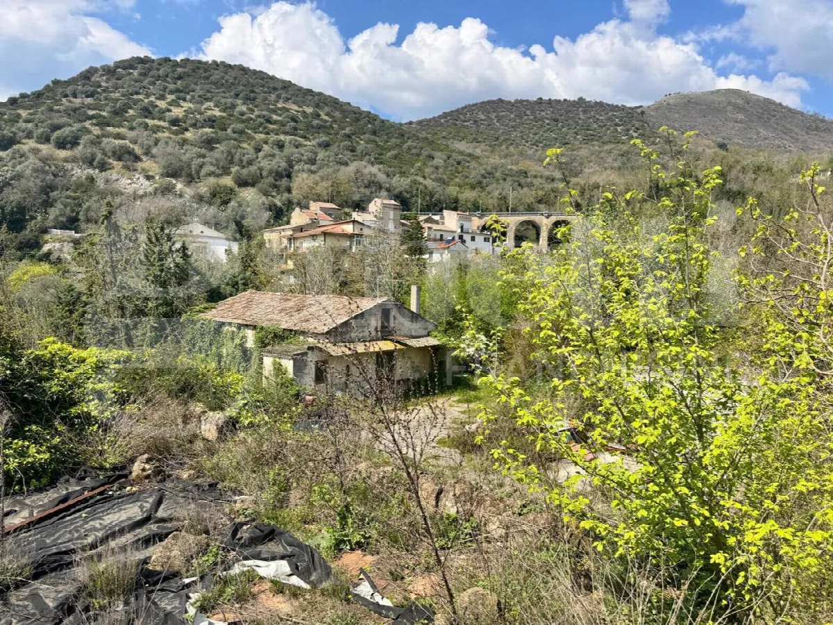 Casa indipendente in vendita a Piana di Monte Verna - foto 1