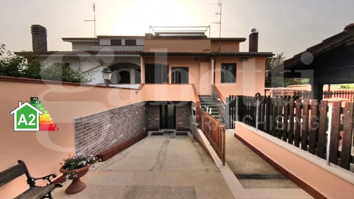 Casa bifamiliare in vendita a Ardea - foto 1