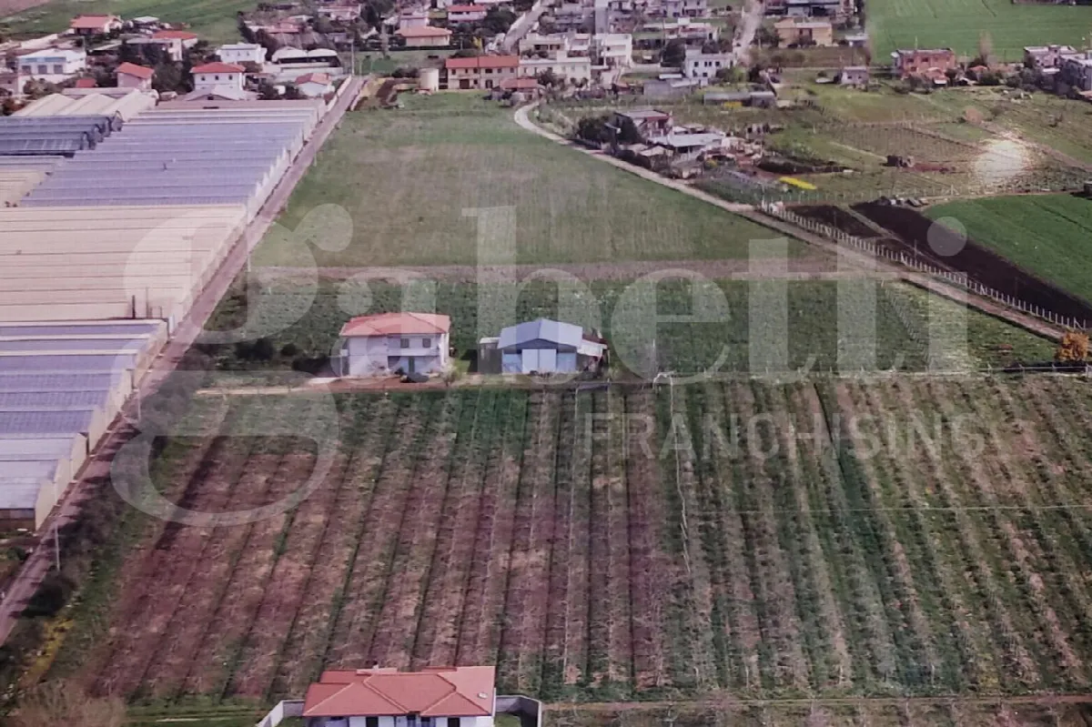 Villetta a schiera in vendita a Aprilia - foto 1