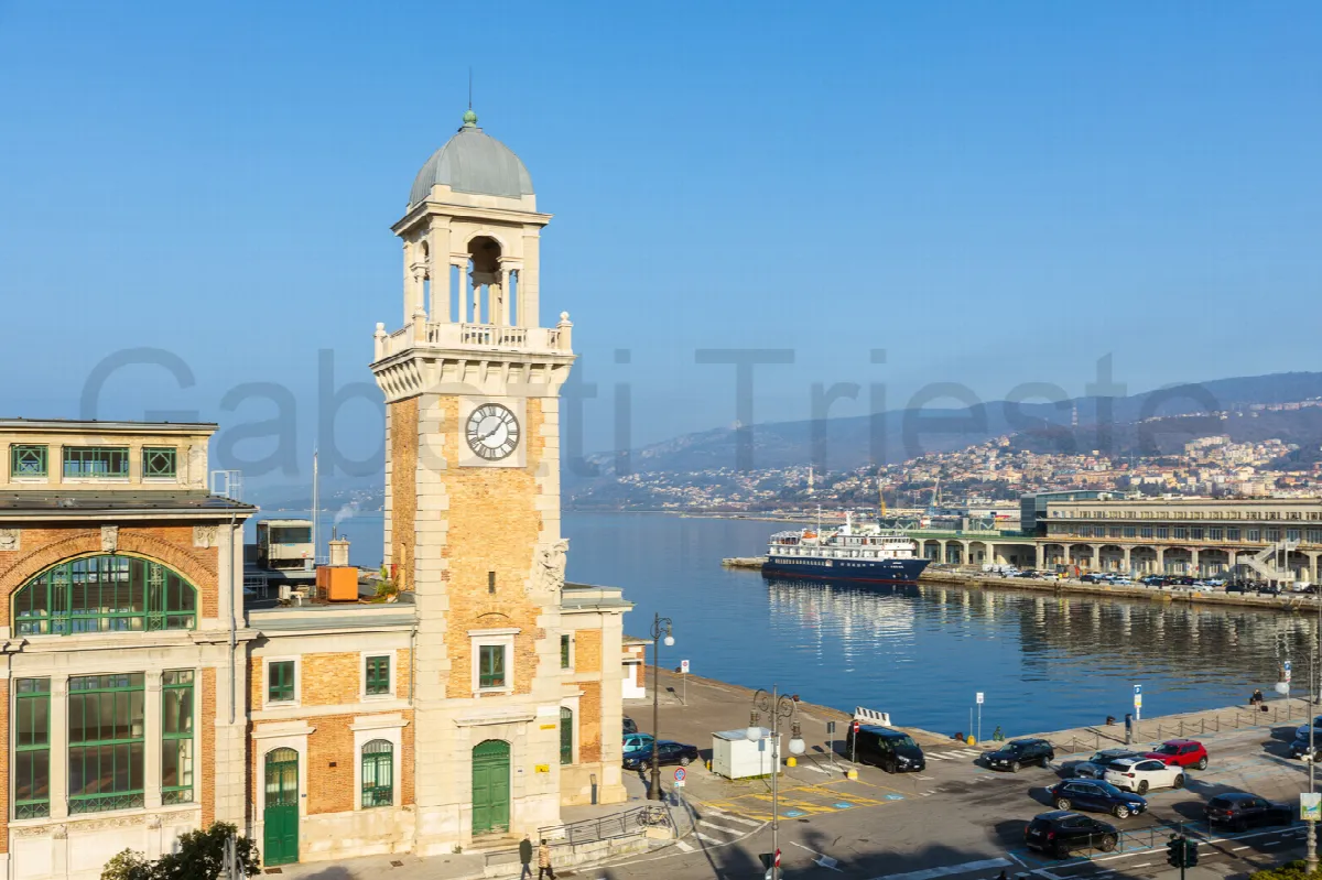 Appartamento in vendita a Trieste - foto 1