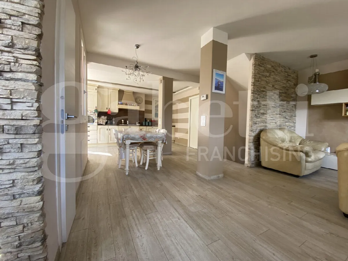 Appartamento in vendita a Vicchio - foto 2