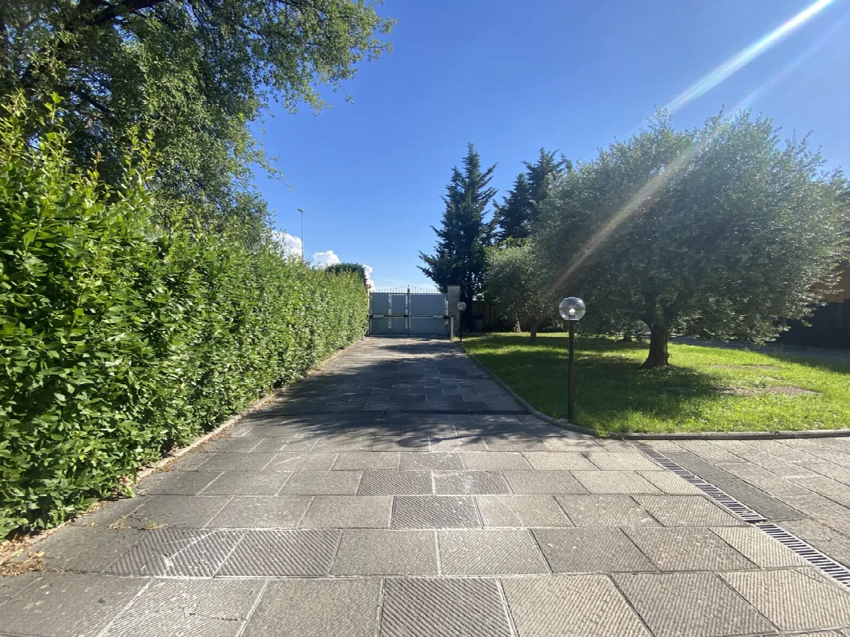 Appartamento in vendita a Campi Bisenzio - foto 2