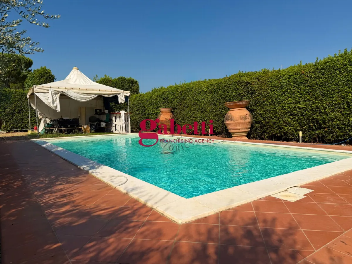 Casa indipendente in vendita a Firenze - foto 1