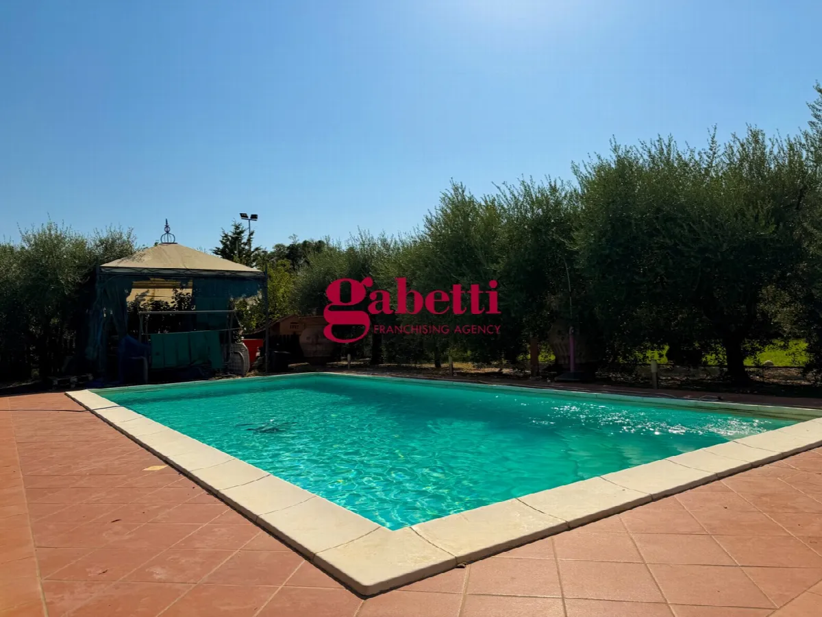 Casa indipendente in vendita a Firenze - foto 3