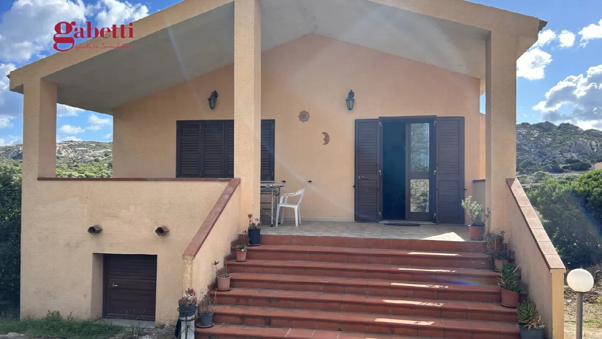 Villetta a schiera in vendita a Arzachena - foto 2