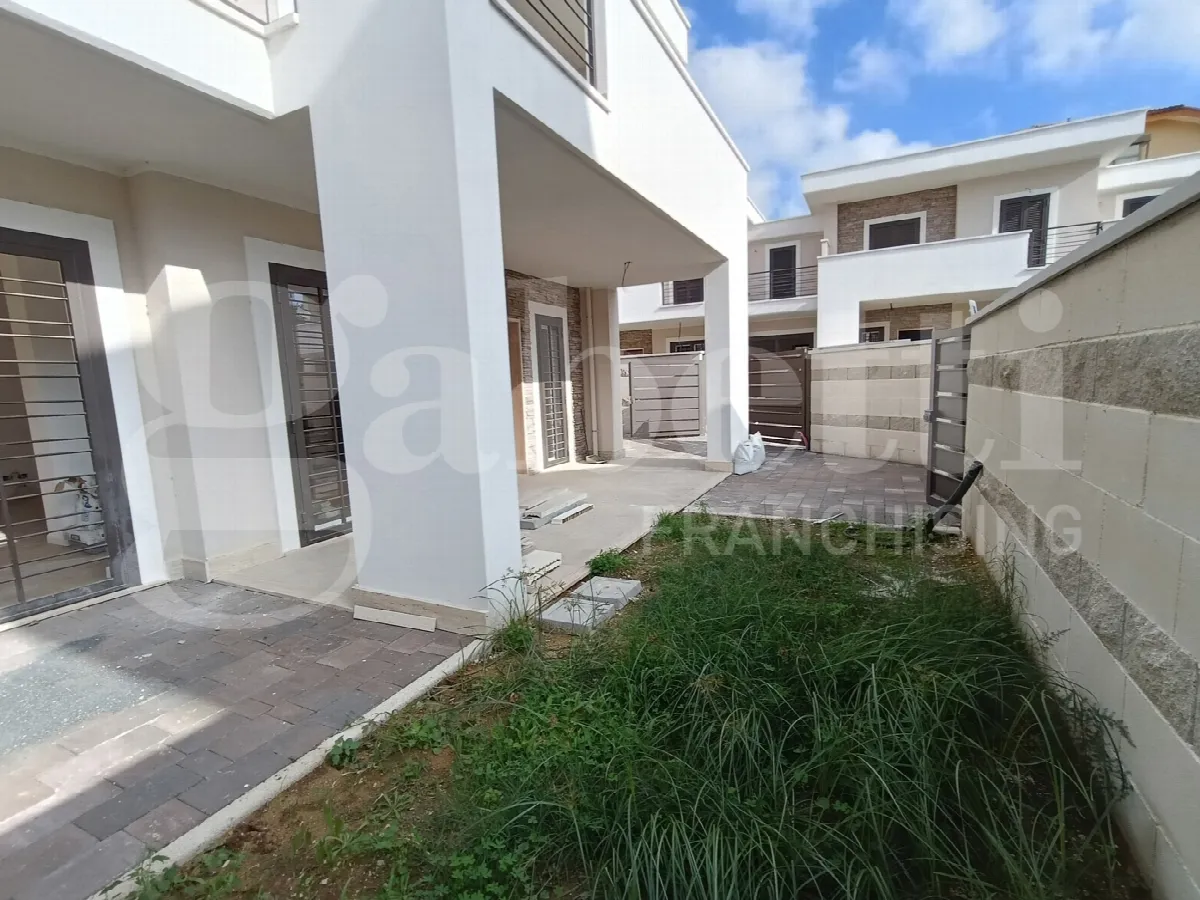 Casa bifamiliare in vendita a Anzio - foto 2
