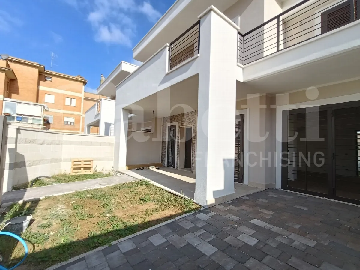 Villetta a schiera in vendita a Anzio - foto 2