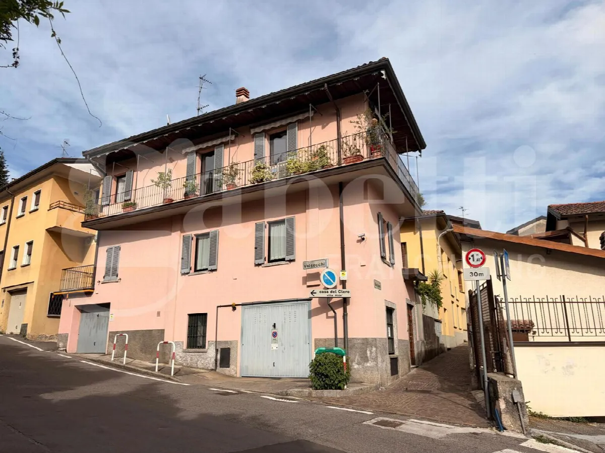 Casa indipendente in vendita a Lecco - foto 1