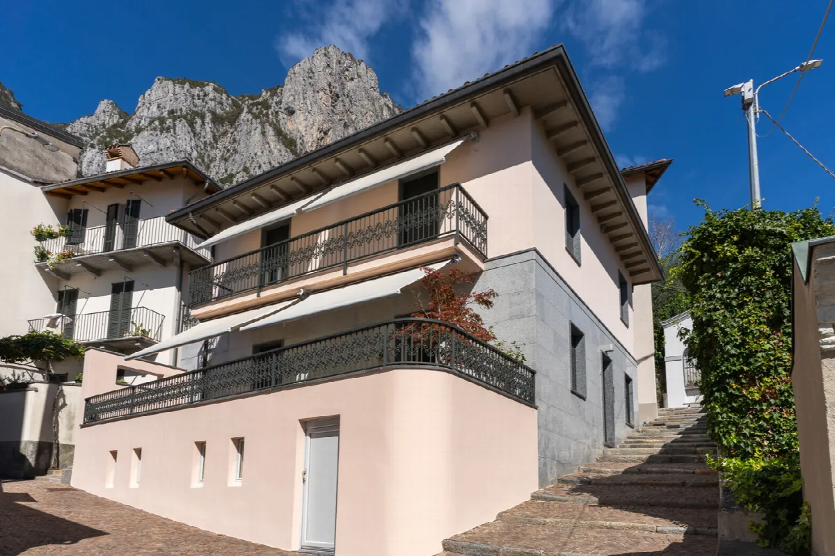 Casa indipendente in vendita a Lecco - foto 1