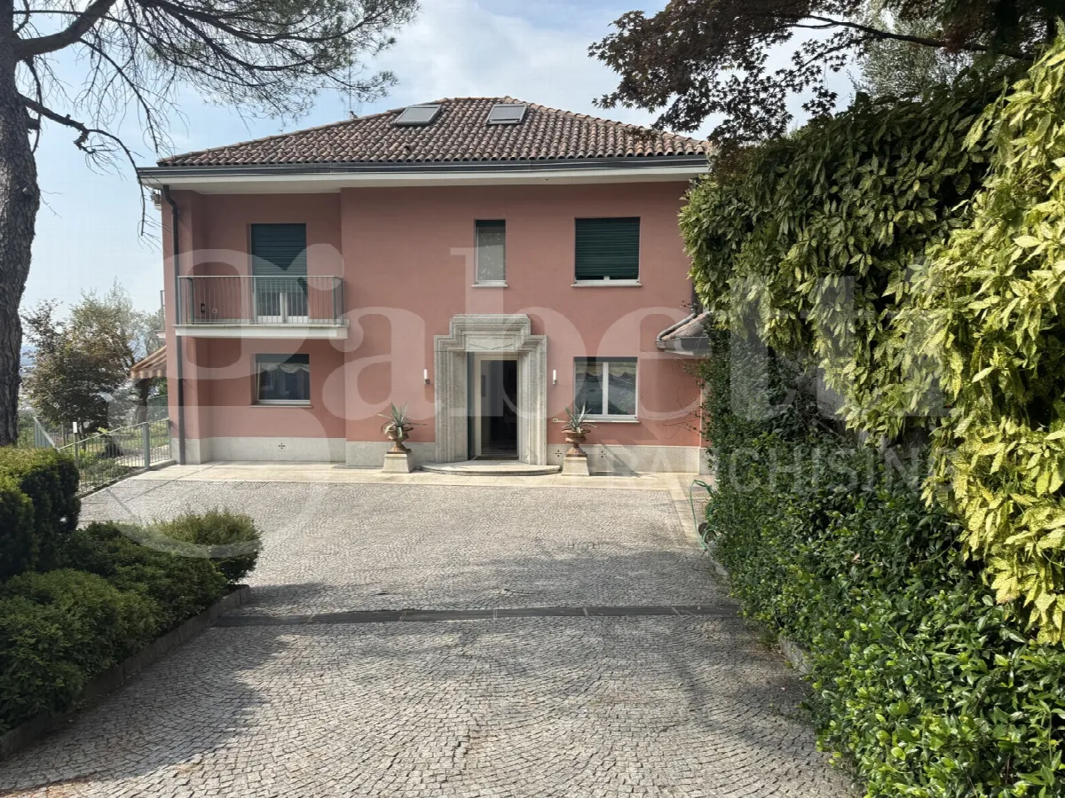 Villa in vendita a Lecco - foto 1