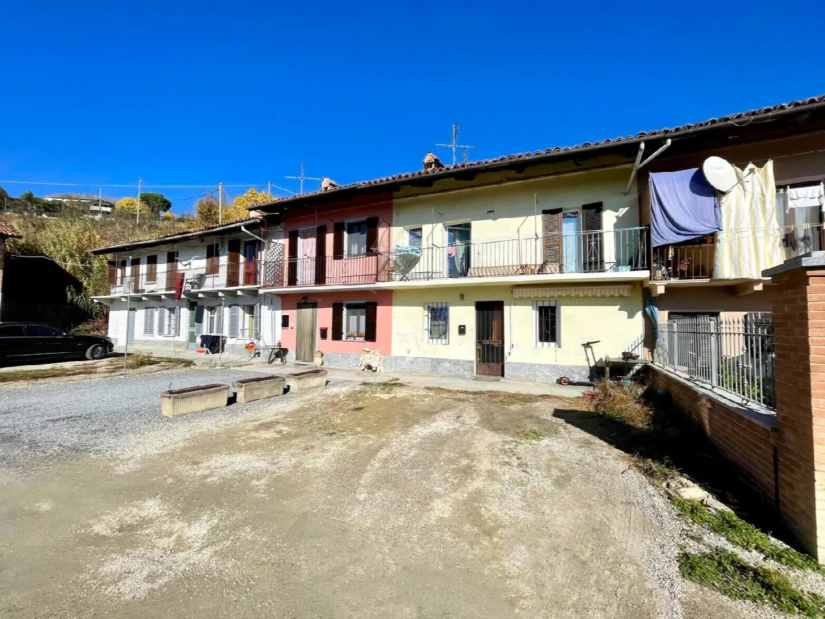 Casa indipendente in vendita a Vezza d'Alba - foto 3