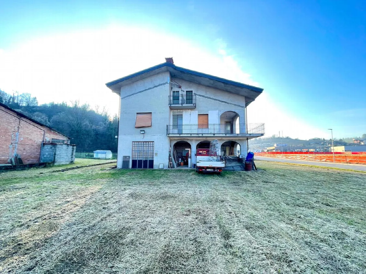 Casa indipendente in vendita a Canale - foto 3