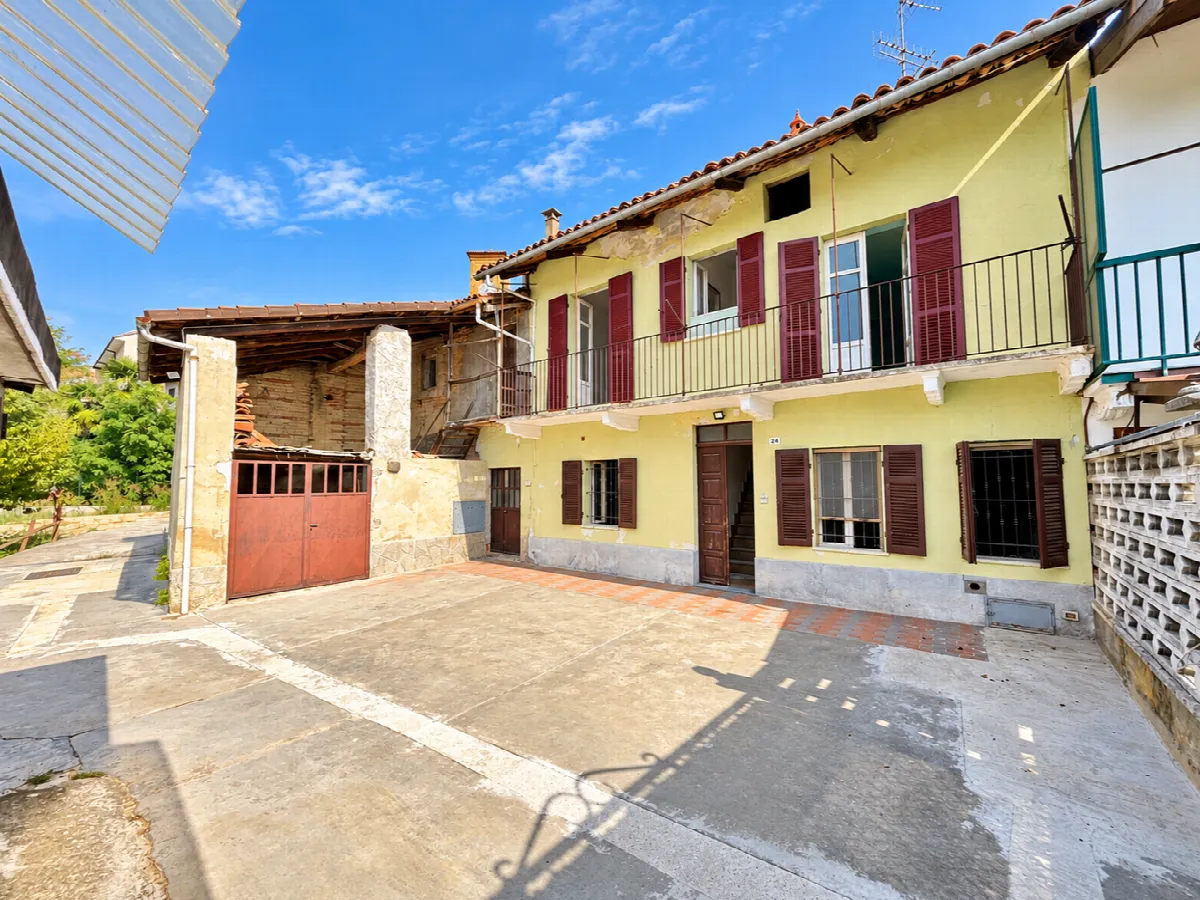 Rustico in vendita a Baldissero d'Alba - foto 1