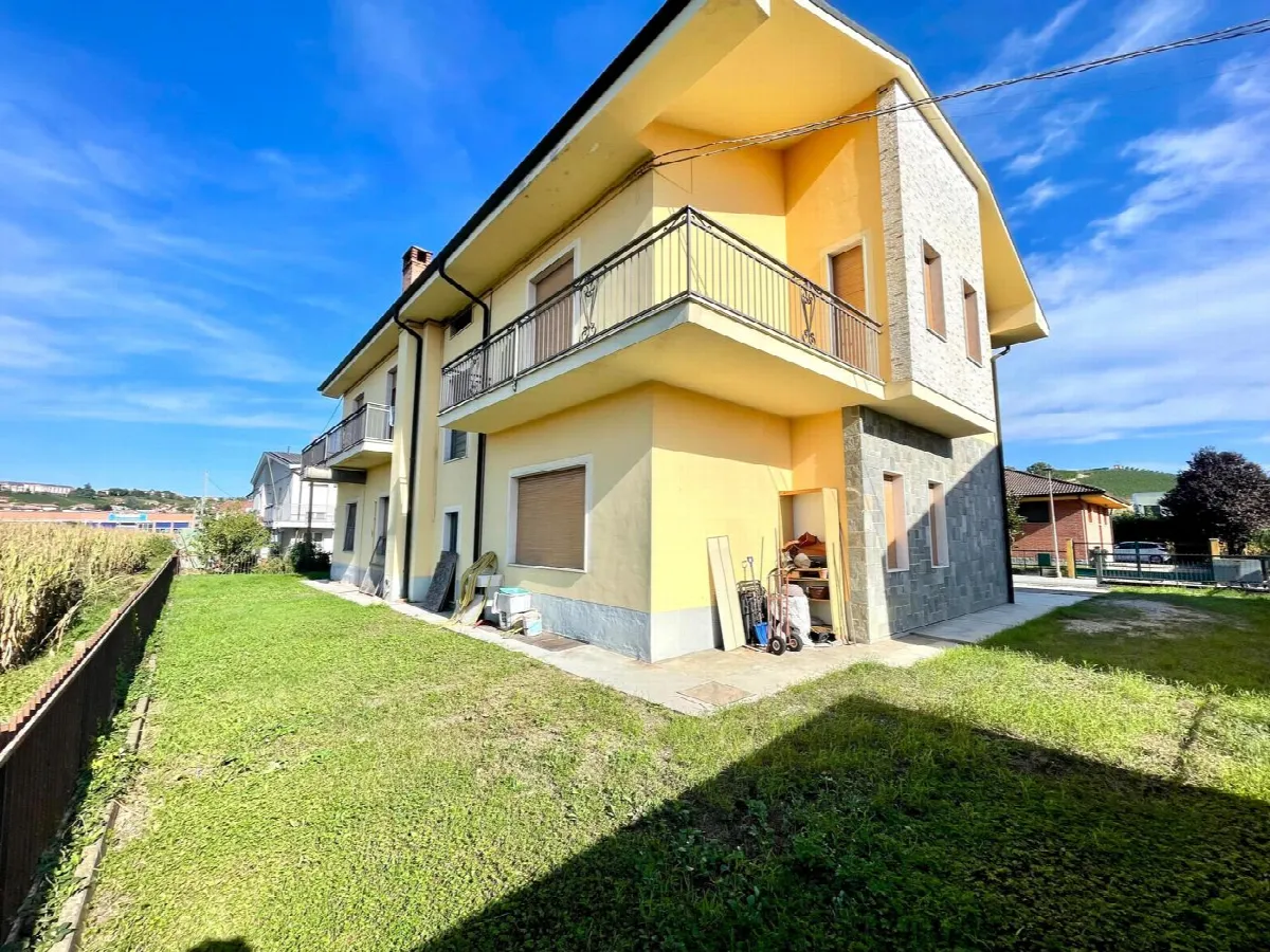 Casa indipendente in vendita a Alba - foto 8