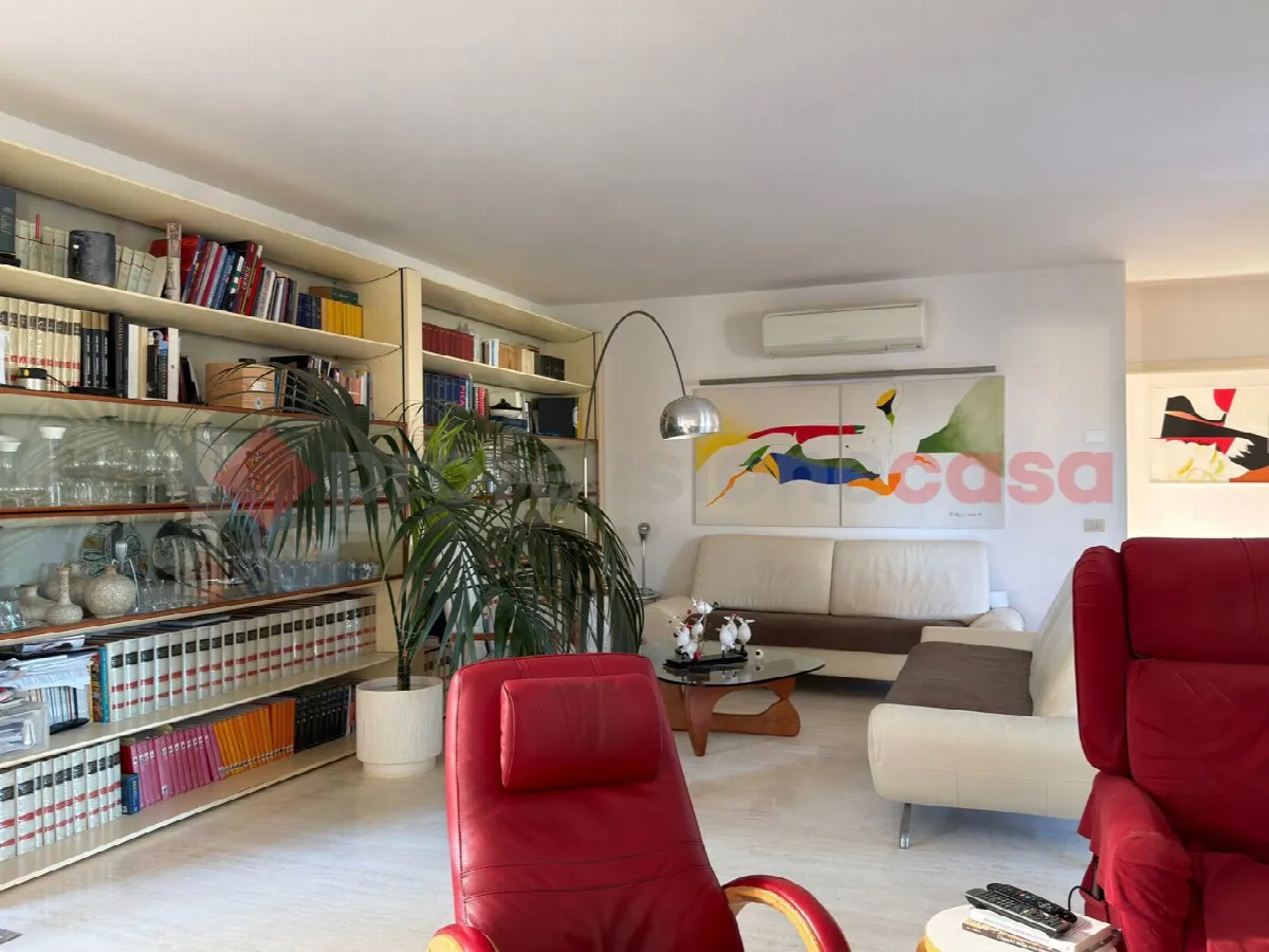 Casa indipendente in vendita a Arezzo - foto 4