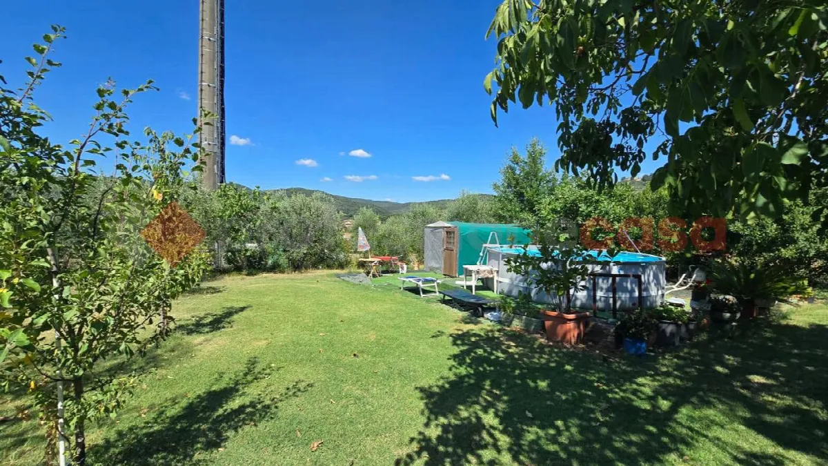 Casa indipendente in vendita a Arezzo - foto 2