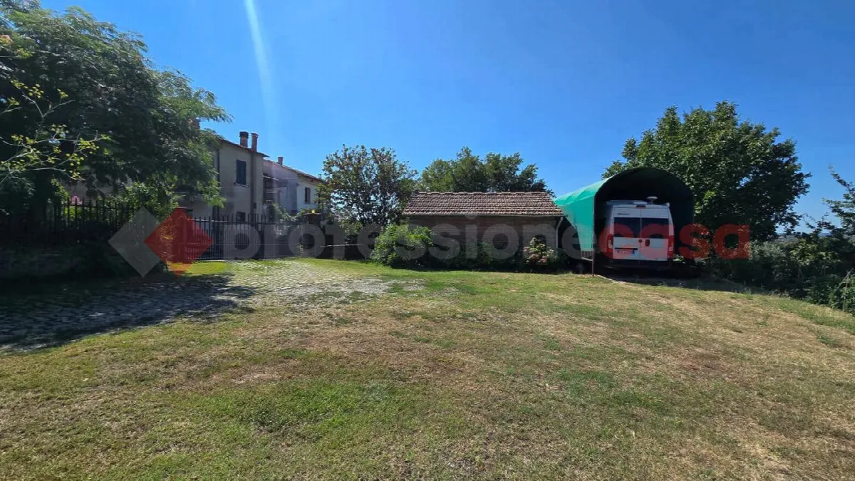 Casa indipendente in vendita a Arezzo - foto 4
